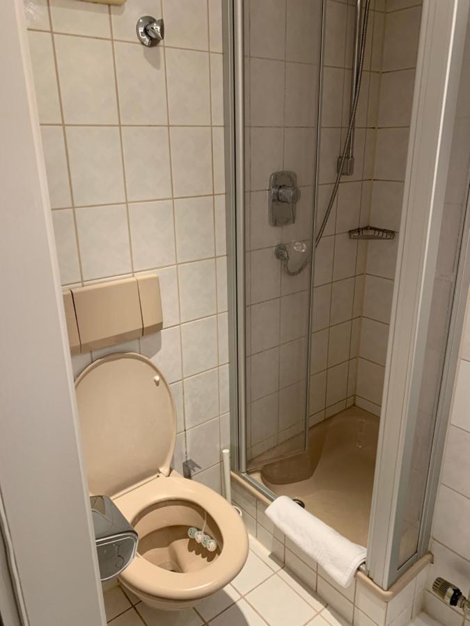 Gasthof Zum Baeren Asperg Zewnętrze zdjęcie