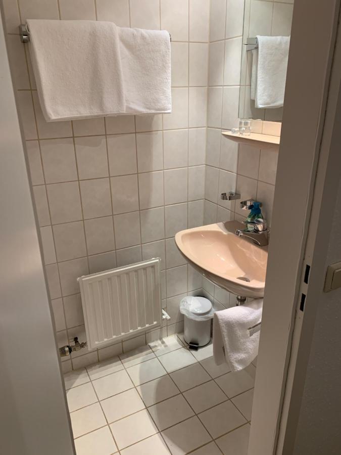 Gasthof Zum Baeren Asperg Zewnętrze zdjęcie